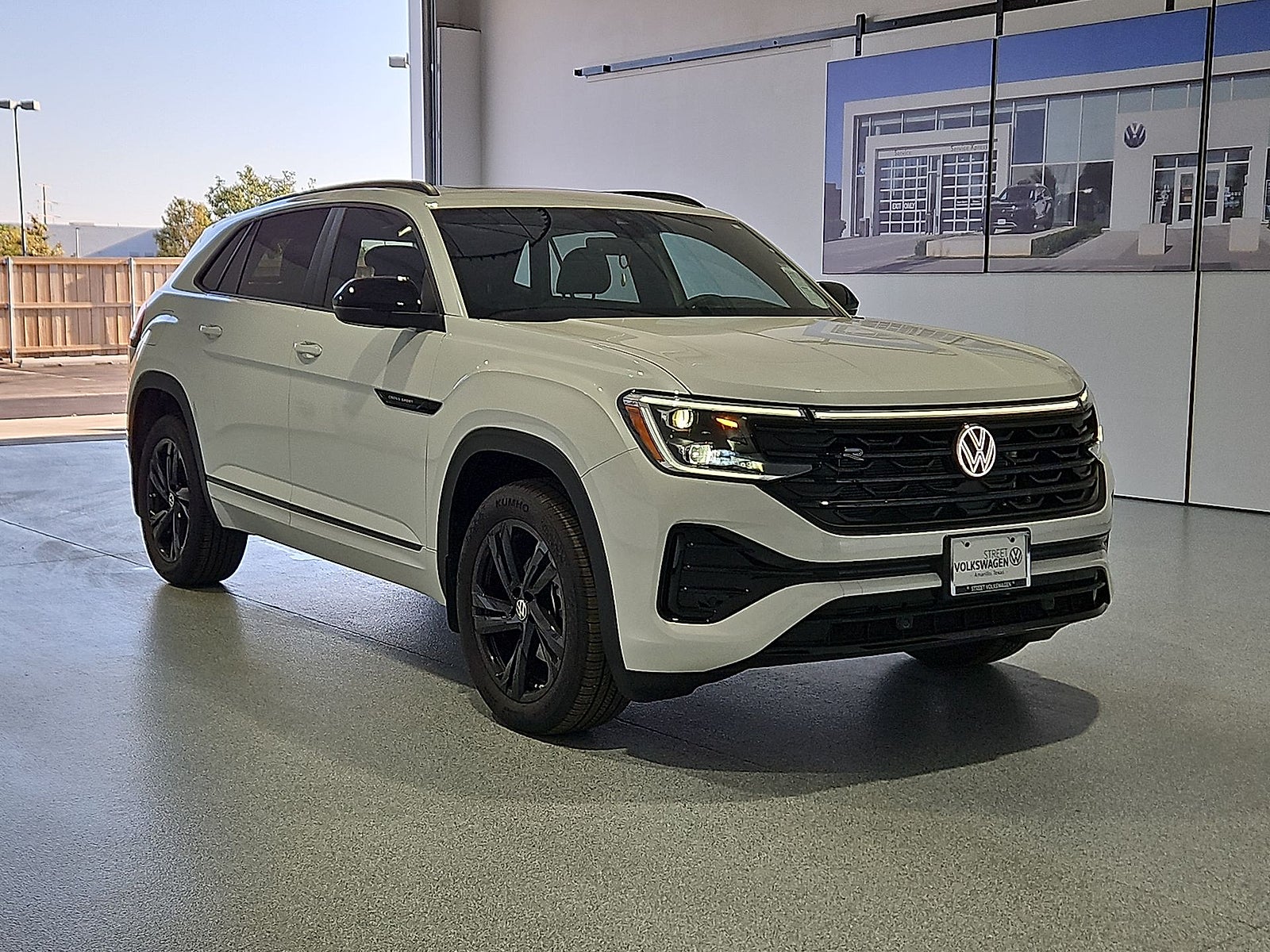 2026 Volkswagen Atlas Cross Sport SEL R-Line Black