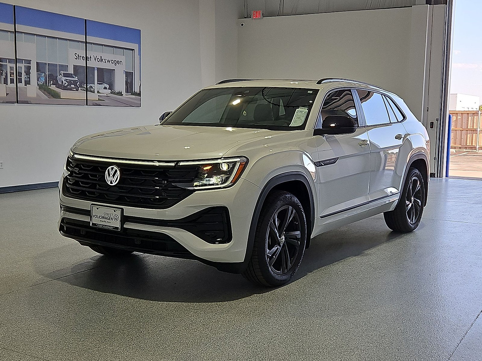 2026 Volkswagen Atlas Cross Sport SEL R-Line Black