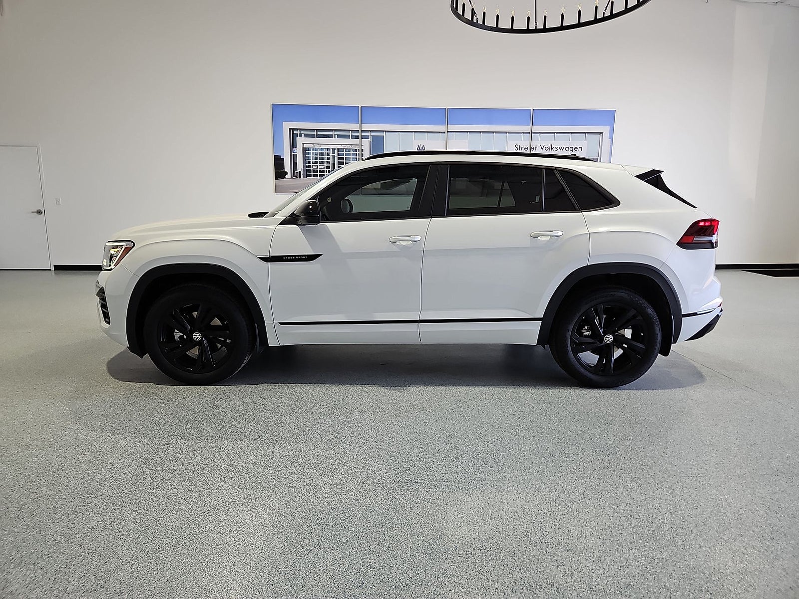 2026 Volkswagen Atlas Cross Sport SEL R-Line Black