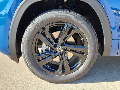 2026 Volkswagen Atlas Cross Sport 2.0T SEL R-Line Black