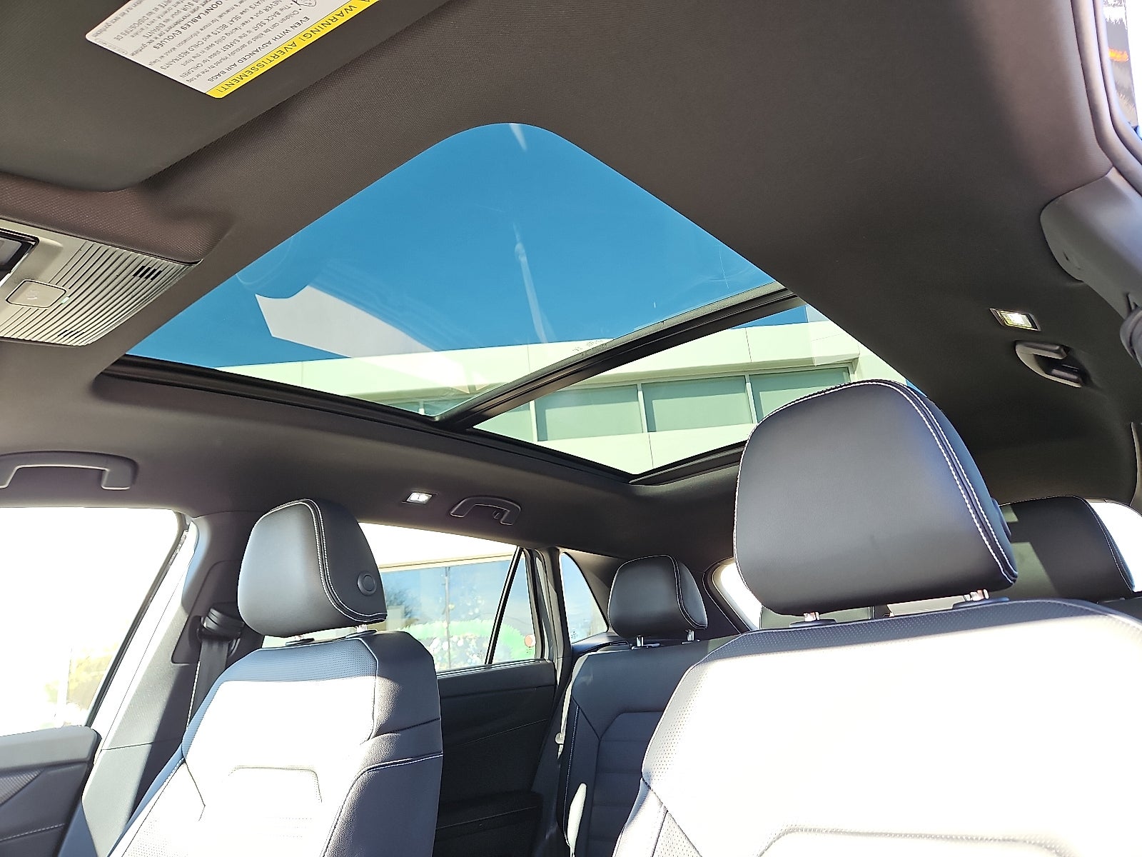 2026 Volkswagen Atlas Cross Sport 2.0T SEL R-Line Black