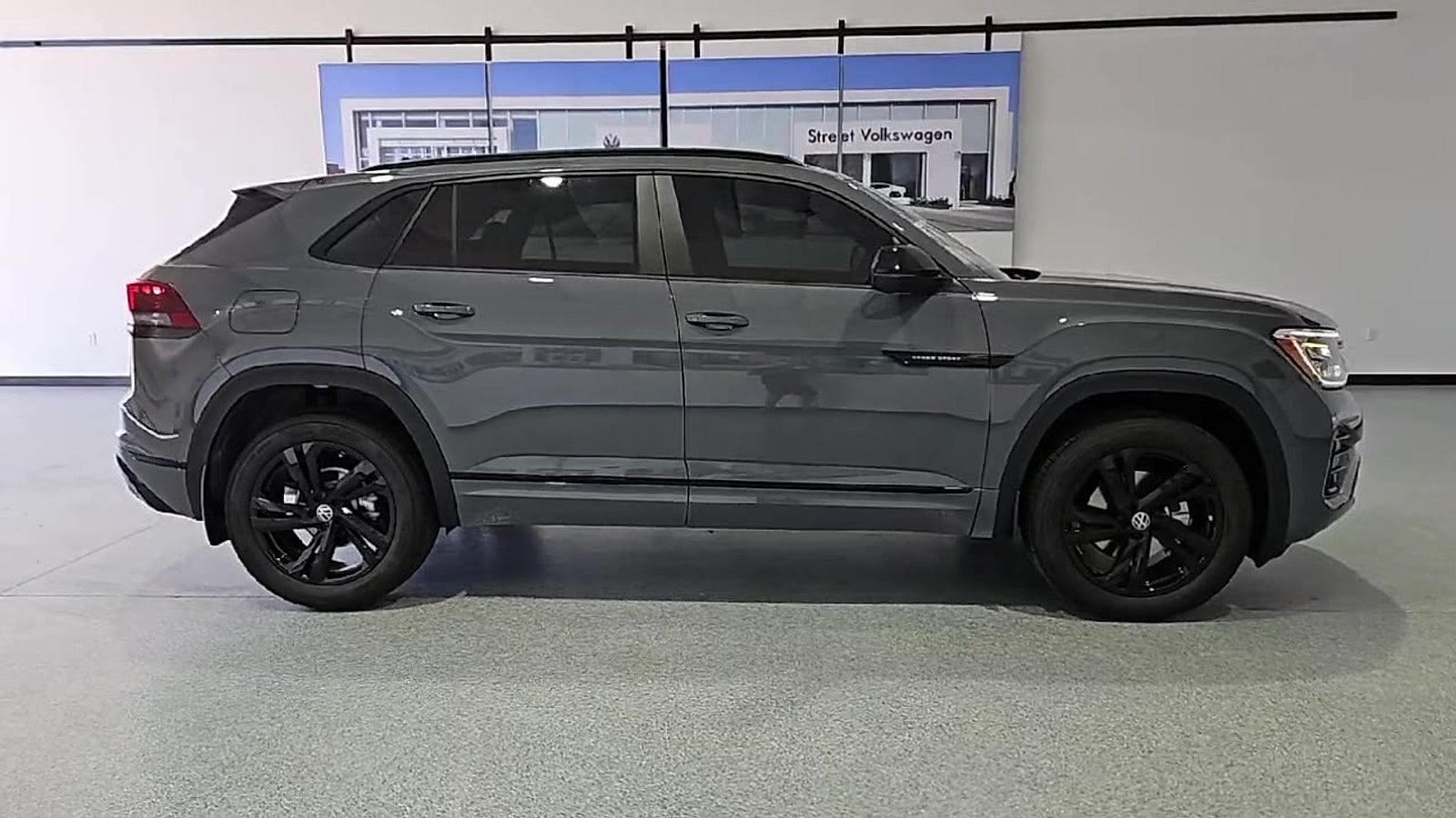 2026 Volkswagen Atlas Cross Sport SEL R-Line Black