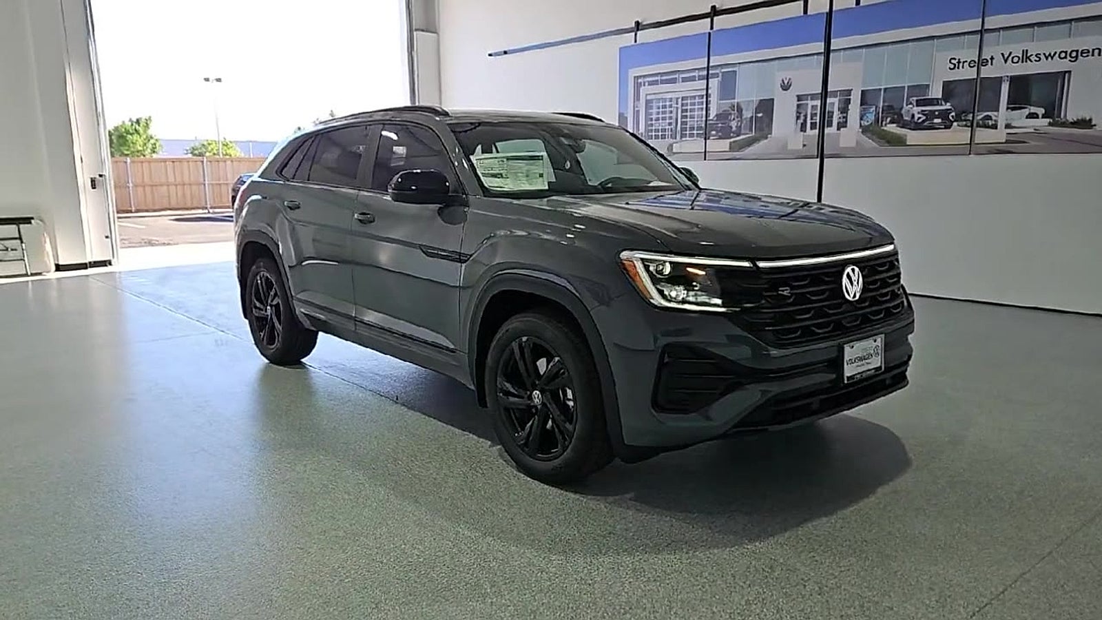 2026 Volkswagen Atlas Cross Sport SEL R-Line Black