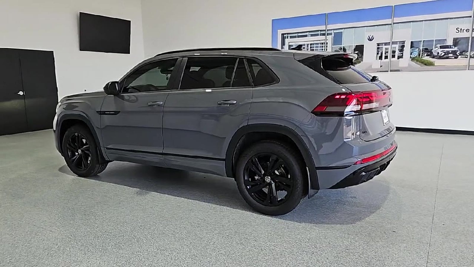 2026 Volkswagen Atlas Cross Sport SEL R-Line Black
