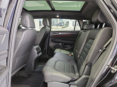 2026 Volkswagen Atlas Cross Sport SEL R-Line Black