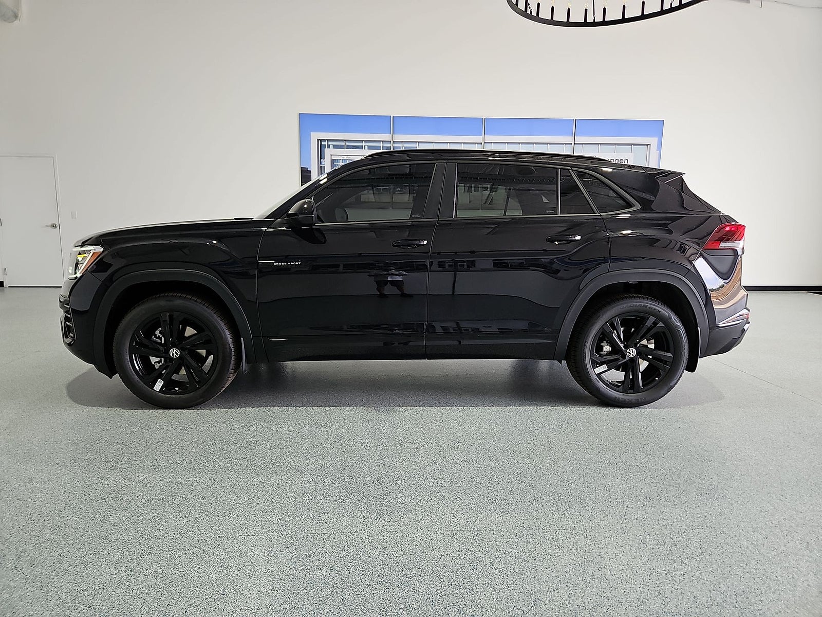 2026 Volkswagen Atlas Cross Sport SEL R-Line Black