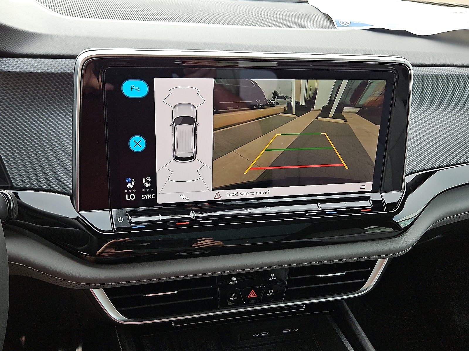 2026 Volkswagen Atlas Cross Sport 2.0T SEL R-Line Black