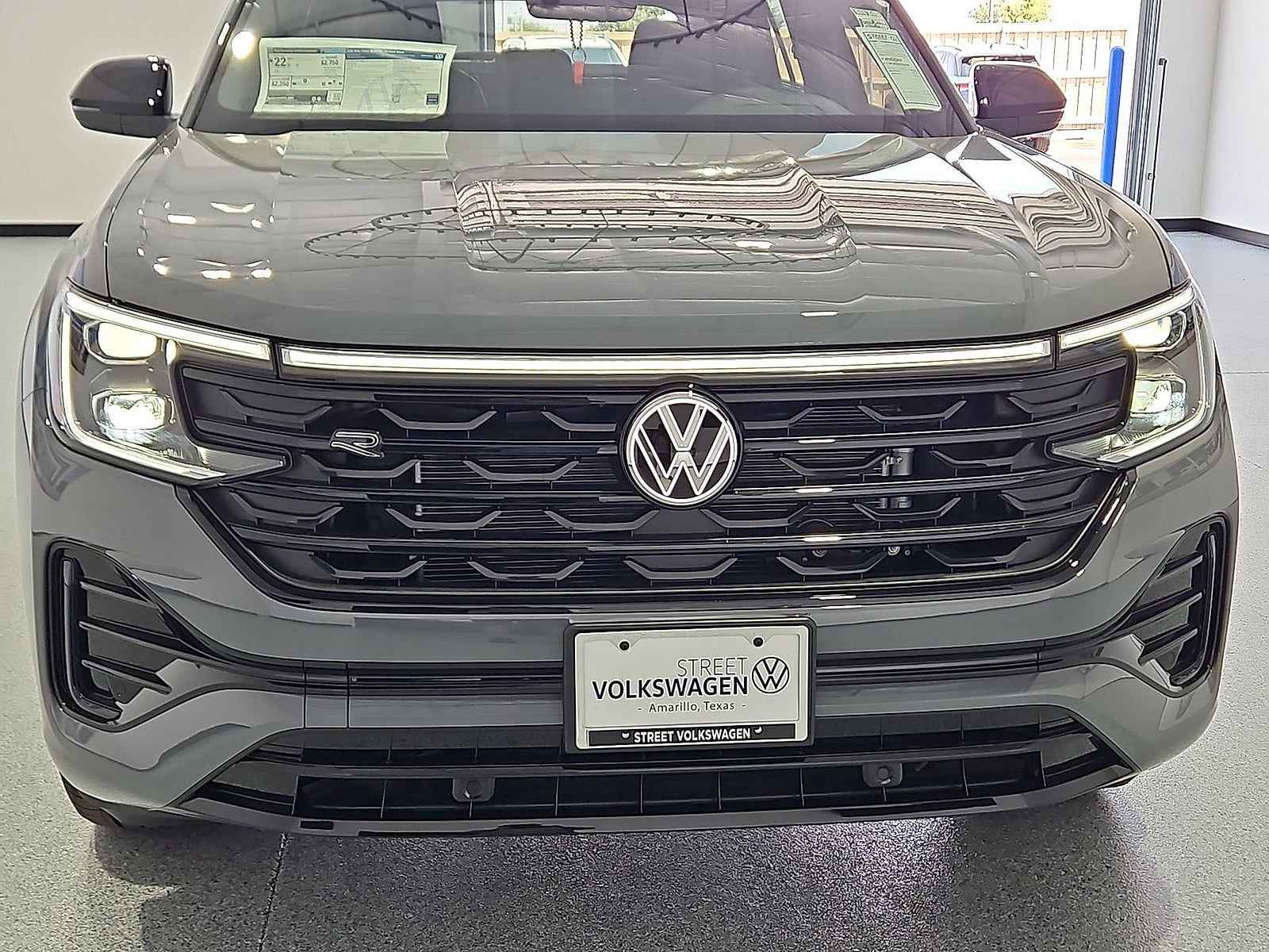 2026 Volkswagen Atlas Cross Sport SEL R-Line Black