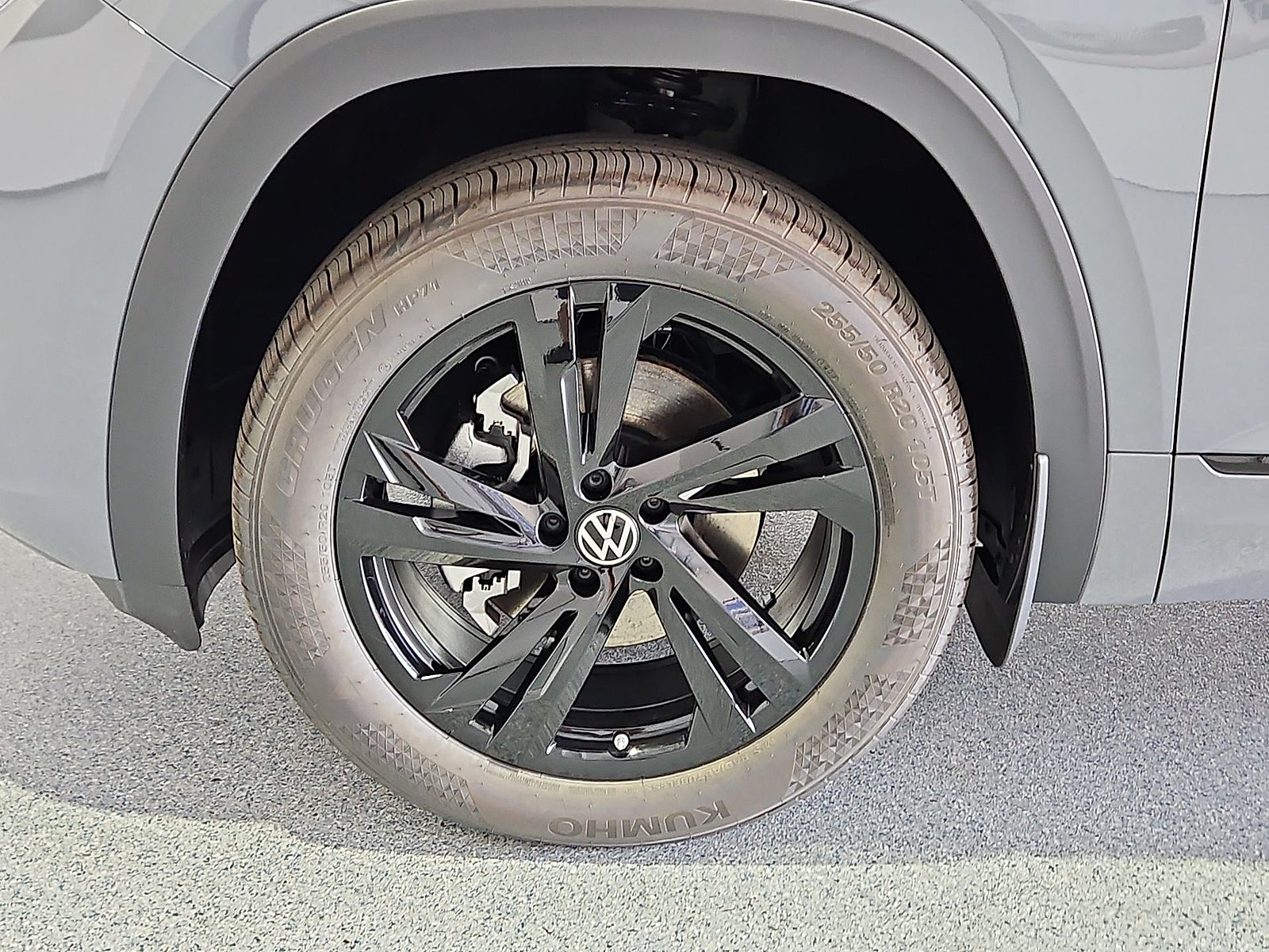 2026 Volkswagen Atlas Cross Sport SEL R-Line Black