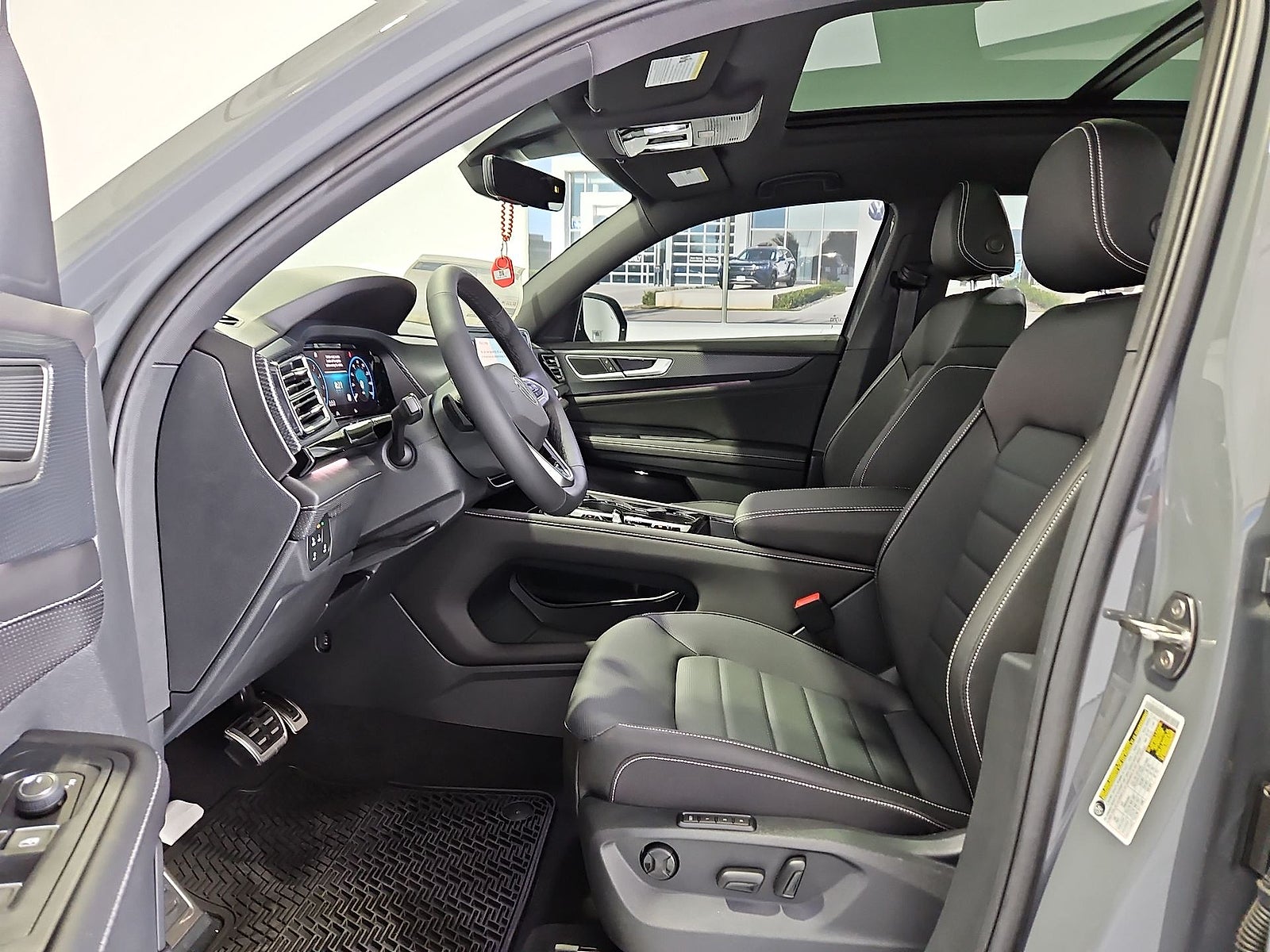 2026 Volkswagen Atlas Cross Sport SEL R-Line Black