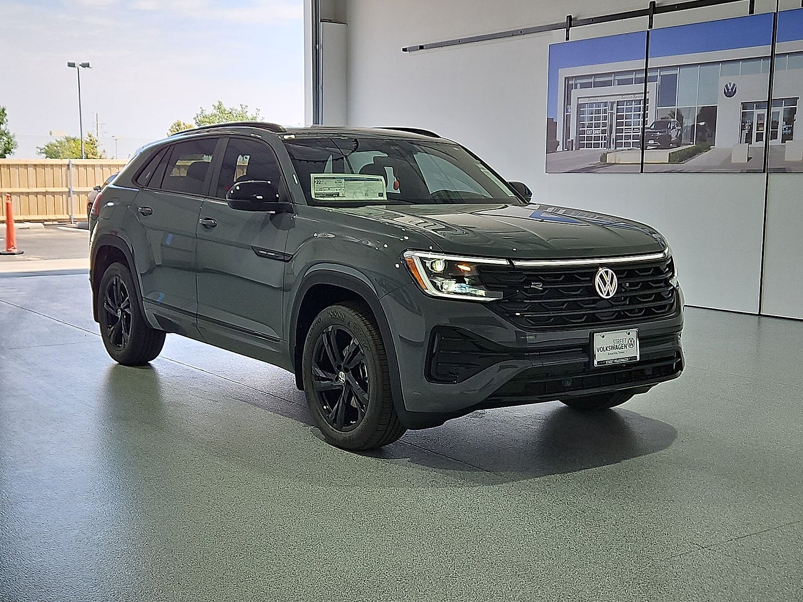 2026 Volkswagen Atlas Cross Sport SEL R-Line Black