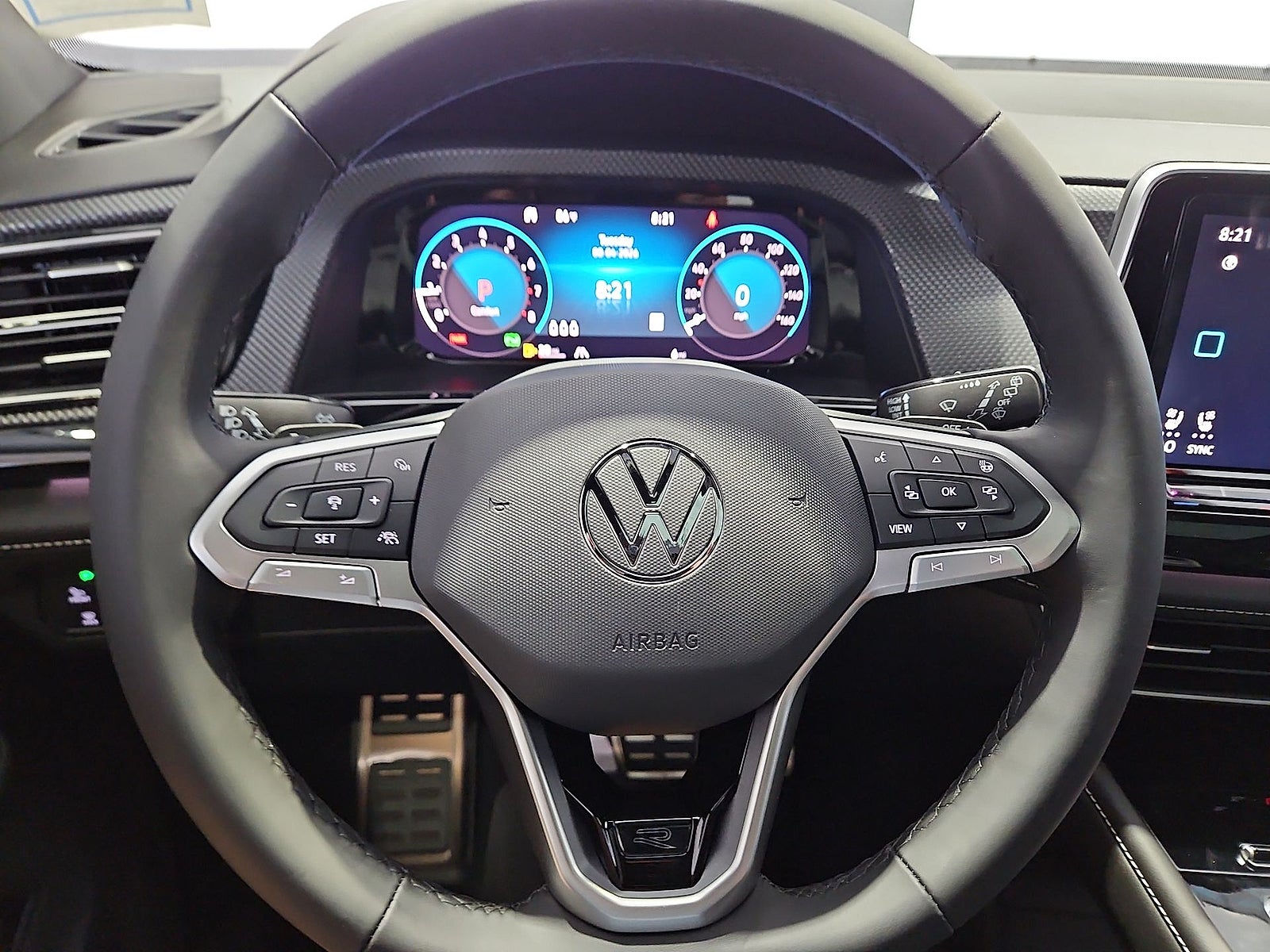 2026 Volkswagen Atlas Cross Sport SEL R-Line Black