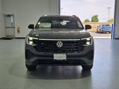 2026 Volkswagen Atlas Cross Sport SEL R-Line Black
