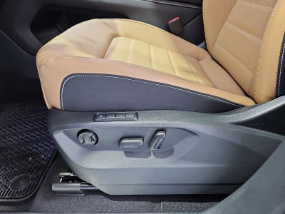 2026 Volkswagen Atlas Cross Sport SEL R-Line Black