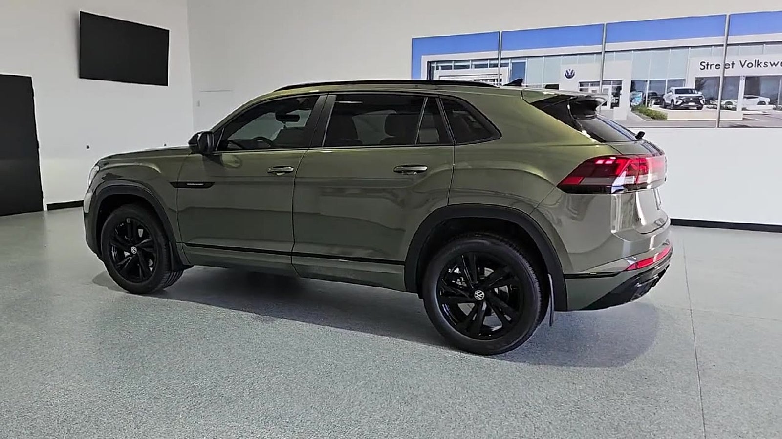 2026 Volkswagen Atlas Cross Sport SEL R-Line Black