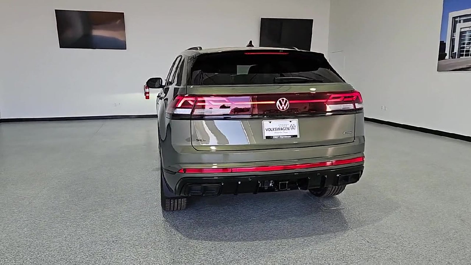 2026 Volkswagen Atlas Cross Sport SEL R-Line Black