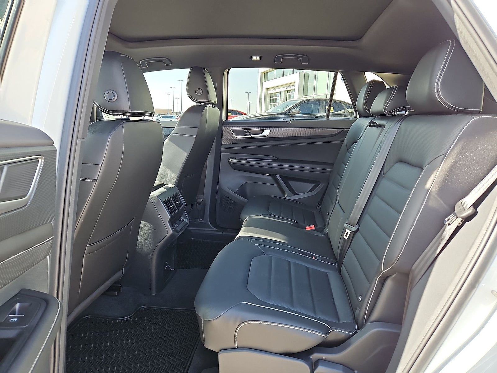 2026 Volkswagen Atlas Cross Sport SEL R-Line Black