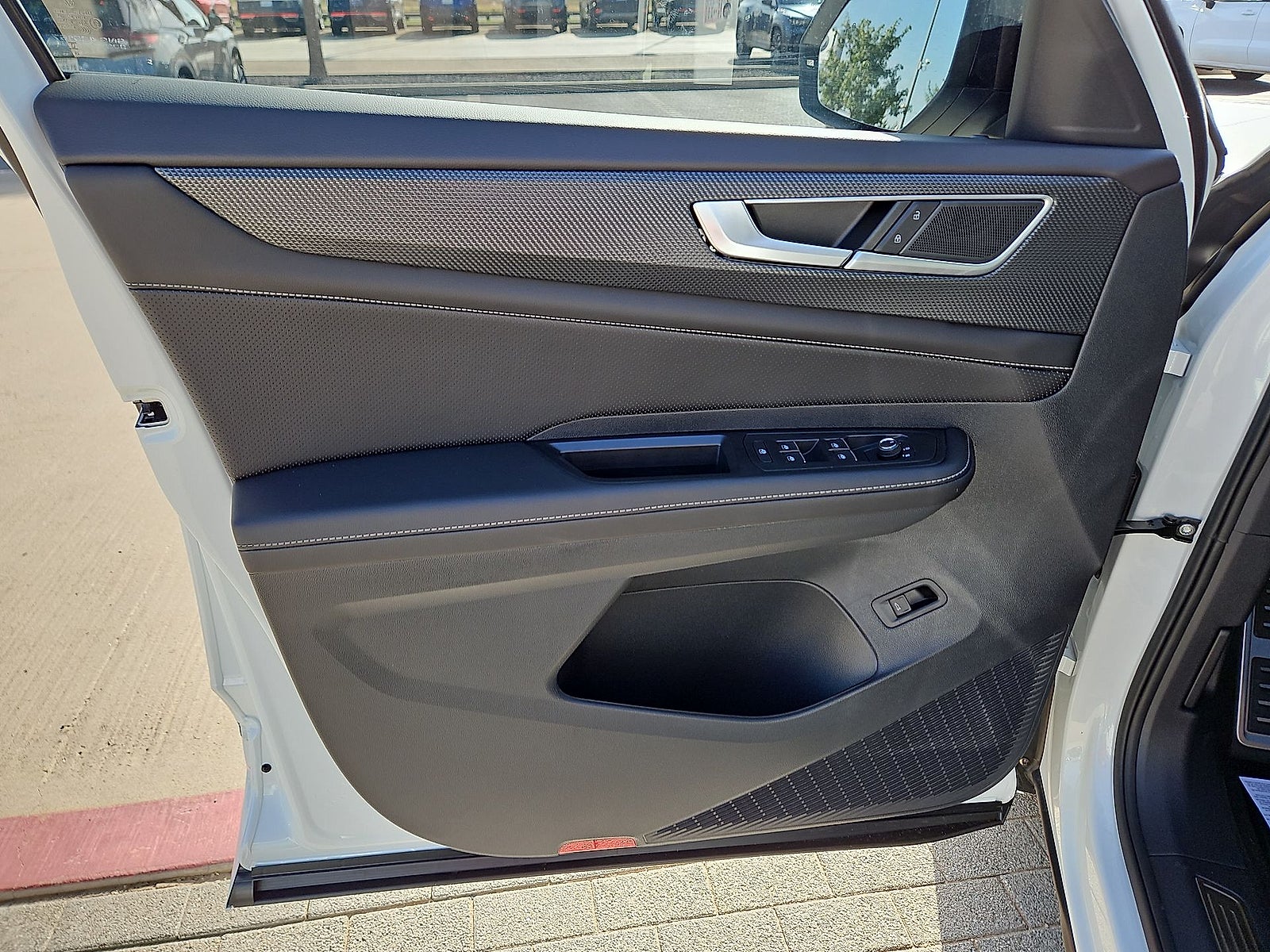 2026 Volkswagen Atlas Cross Sport SEL R-Line Black