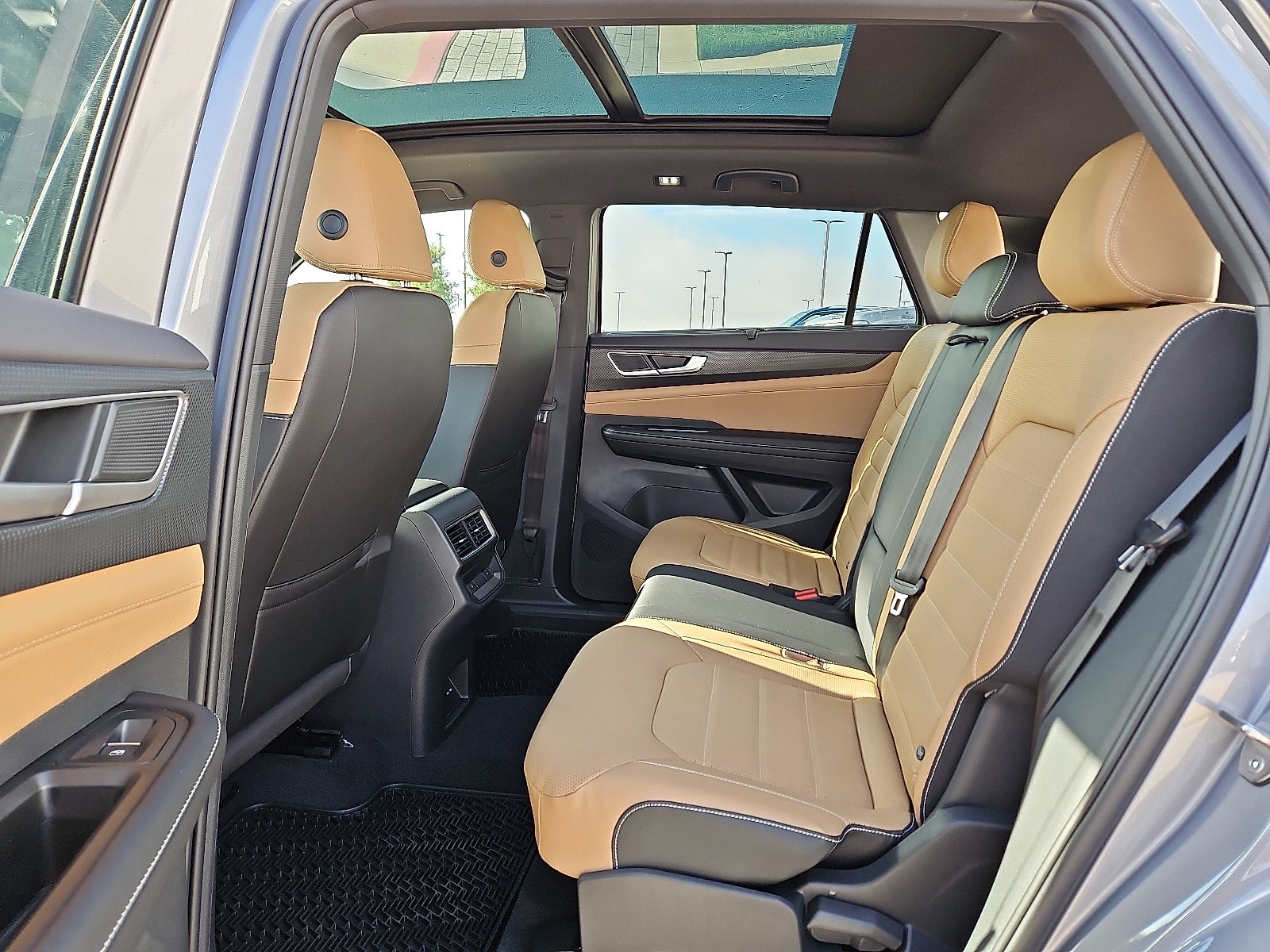 2026 Volkswagen Atlas Cross Sport 2.0T SEL R-Line Black