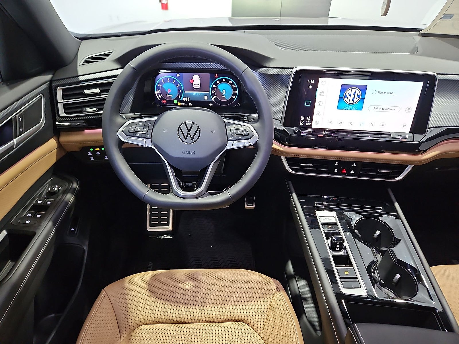 2026 Volkswagen Atlas Cross Sport SEL R-Line Black