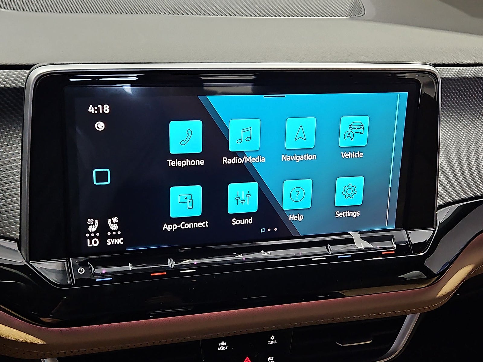 2026 Volkswagen Atlas Cross Sport SEL R-Line Black