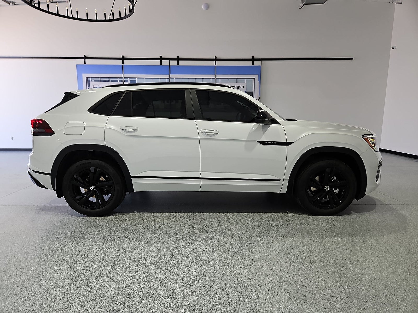 2026 Volkswagen Atlas Cross Sport SEL R-Line Black