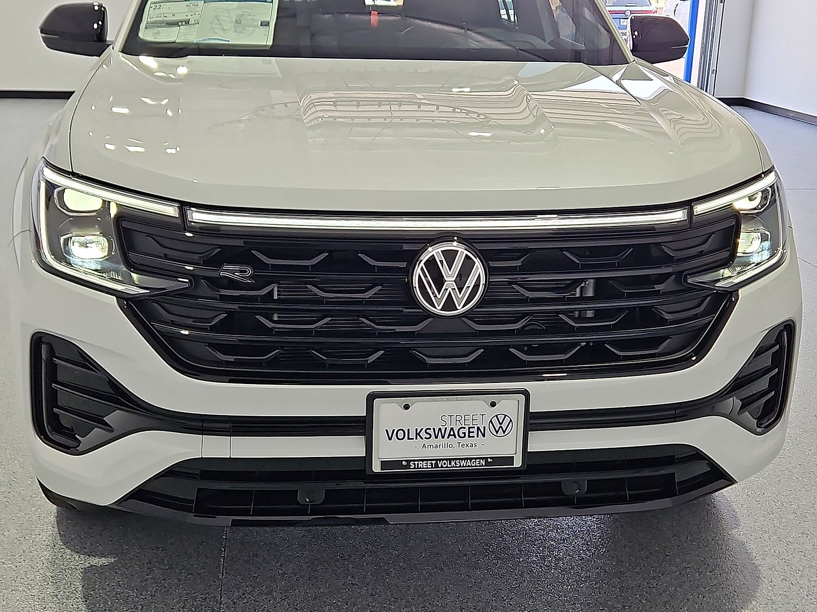 2026 Volkswagen Atlas Cross Sport SEL R-Line Black
