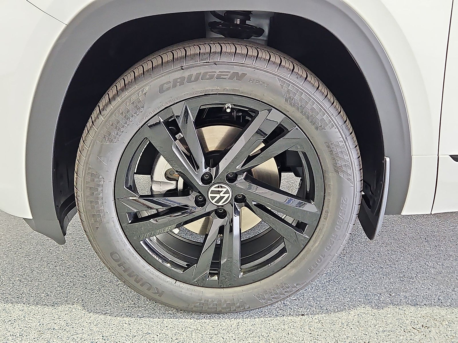 2026 Volkswagen Atlas Cross Sport SEL R-Line Black