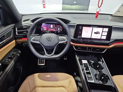 2026 Volkswagen Atlas Cross Sport SEL R-Line Black