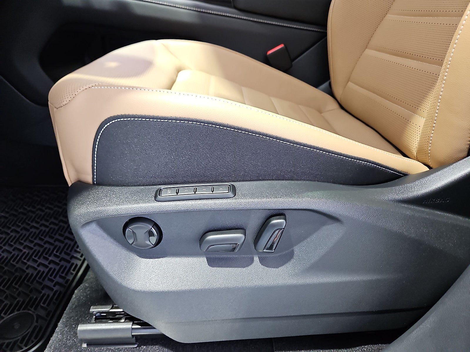 2026 Volkswagen Atlas Cross Sport SEL R-Line Black