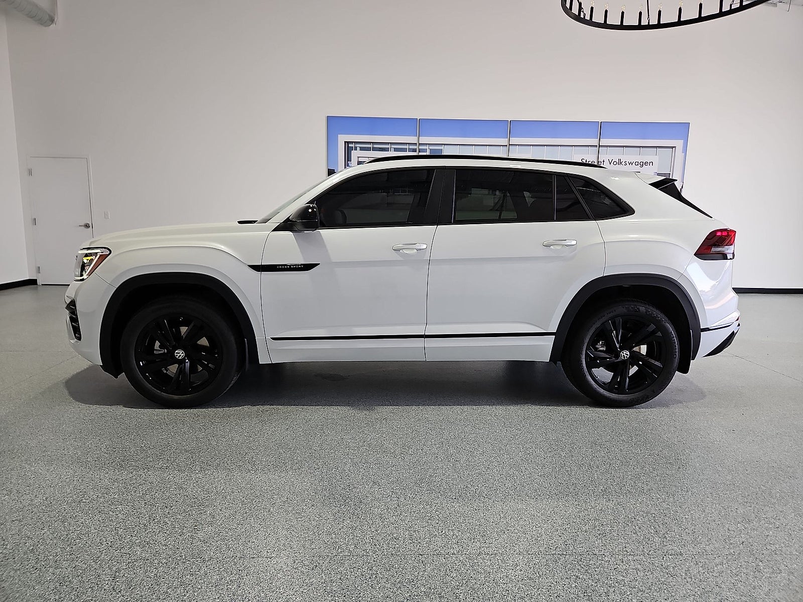 2026 Volkswagen Atlas Cross Sport SEL R-Line Black
