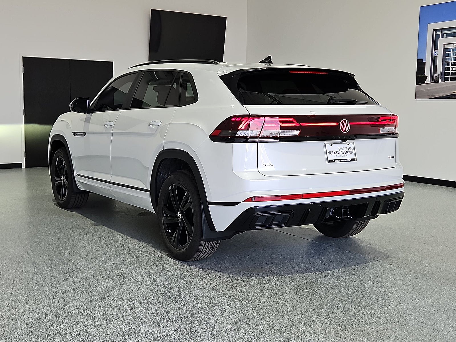 2026 Volkswagen Atlas Cross Sport SEL R-Line Black