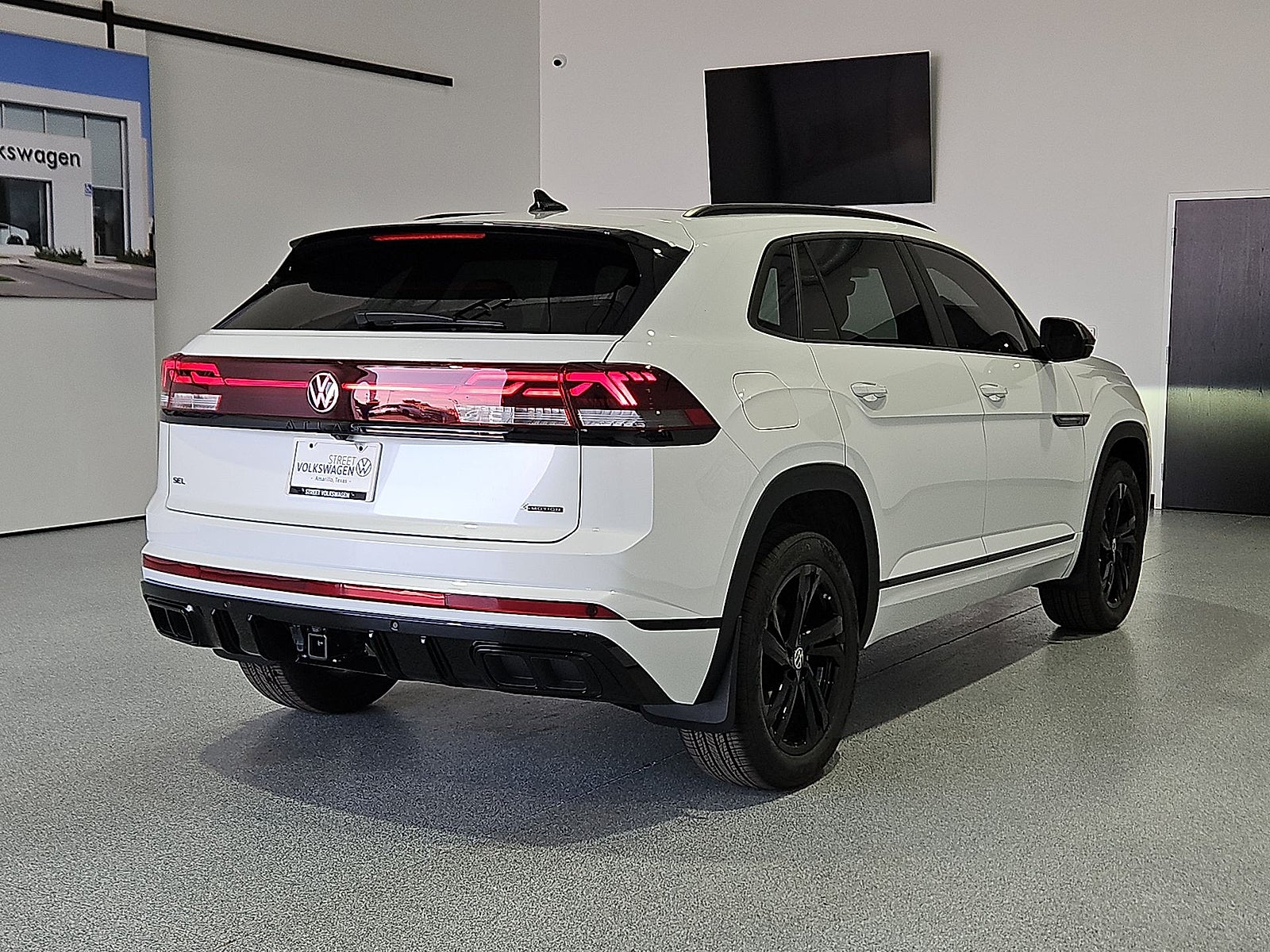 2026 Volkswagen Atlas Cross Sport SEL R-Line Black