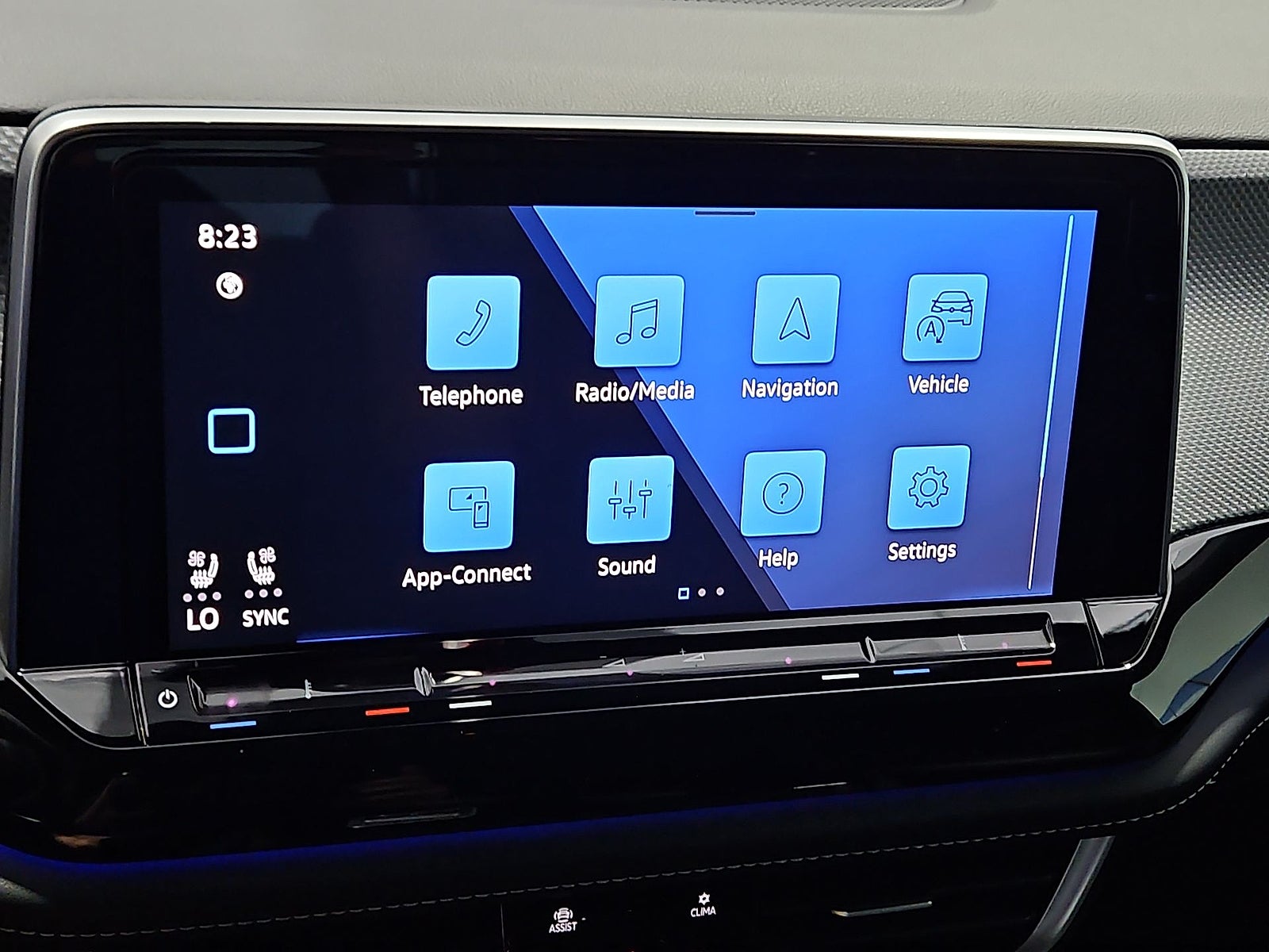 2024 Volkswagen Atlas Cross Sport 2.0T SEL R-Line