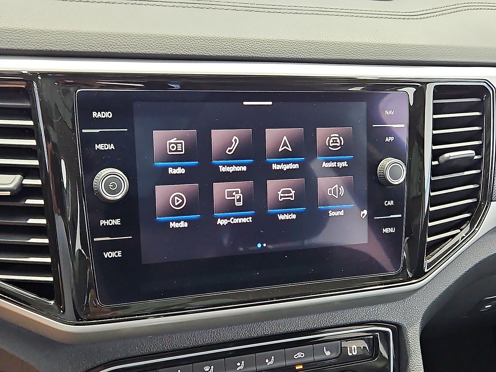 2022 Volkswagen Atlas 3.6L V6 SEL R-Line