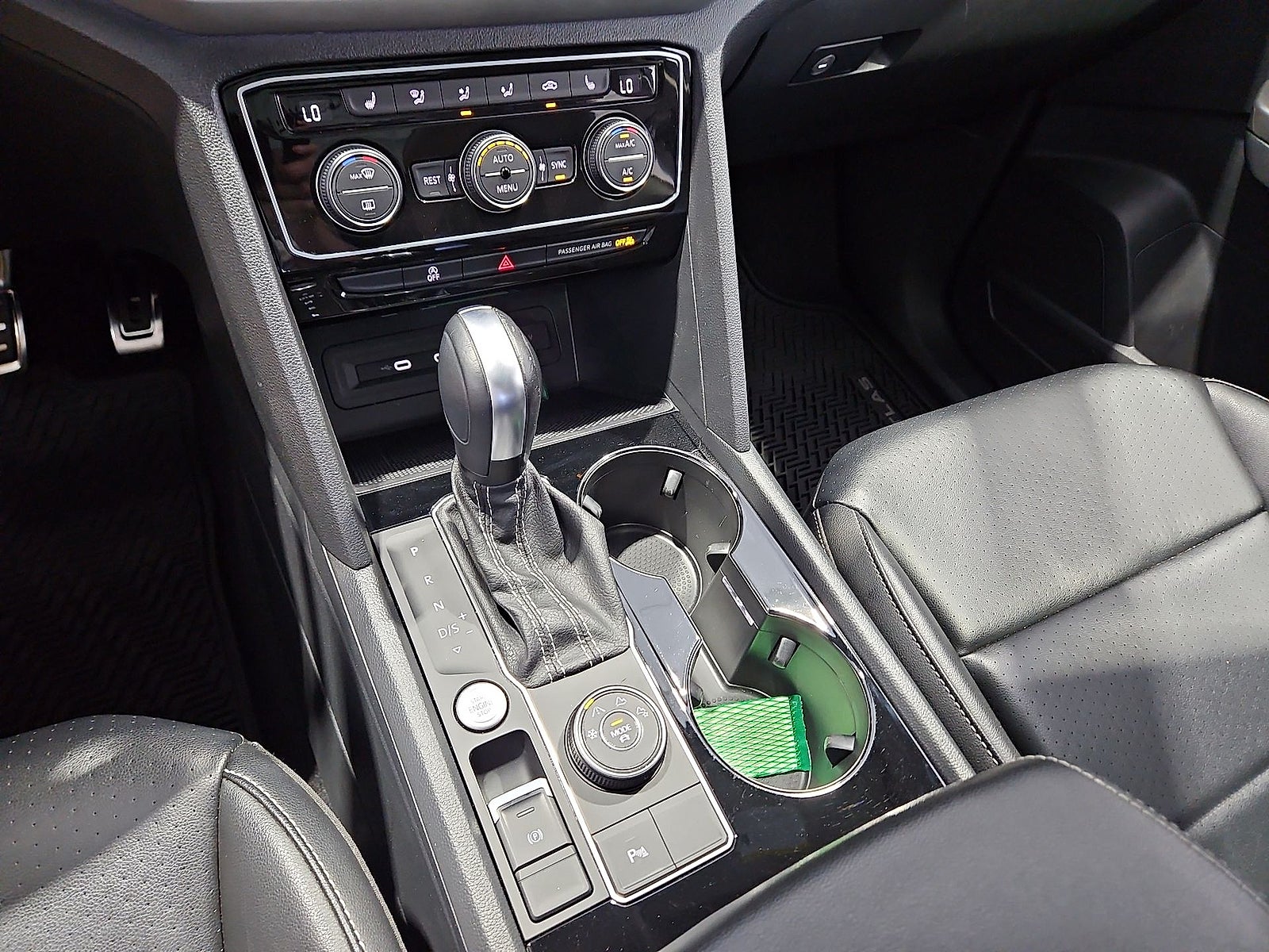 2022 Volkswagen Atlas 3.6L V6 SEL R-Line