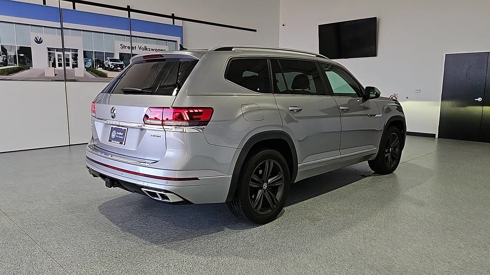 2022 Volkswagen Atlas 3.6L V6 SEL R-Line