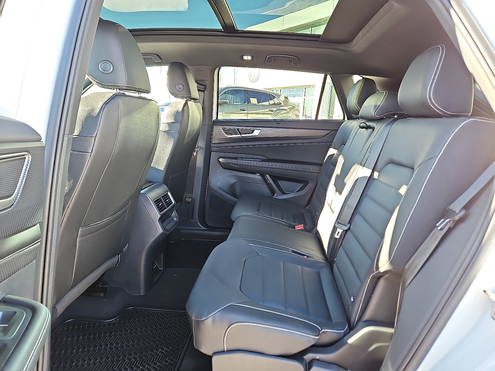 2026 Volkswagen Atlas Cross Sport 2.0T SEL