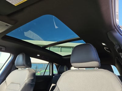 2026 Volkswagen Atlas Cross Sport 2.0T SEL