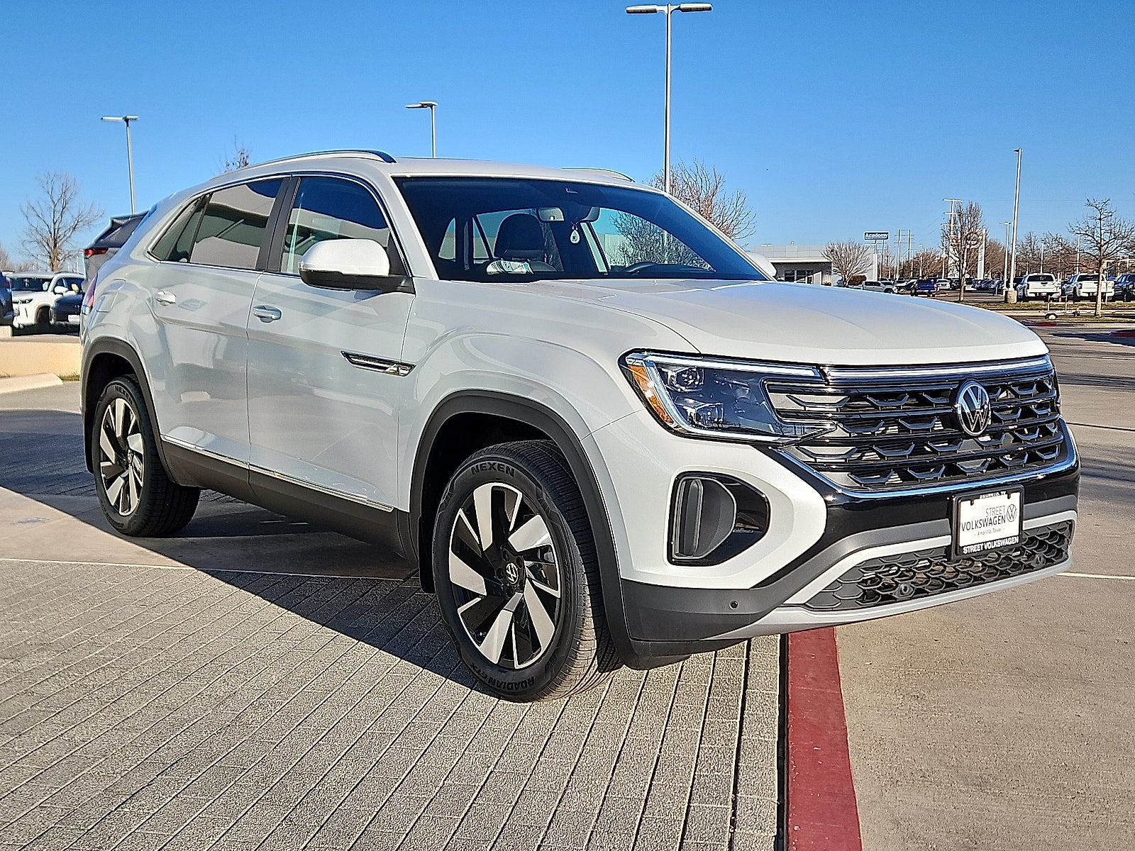 2026 Volkswagen Atlas Cross Sport 2.0T SEL