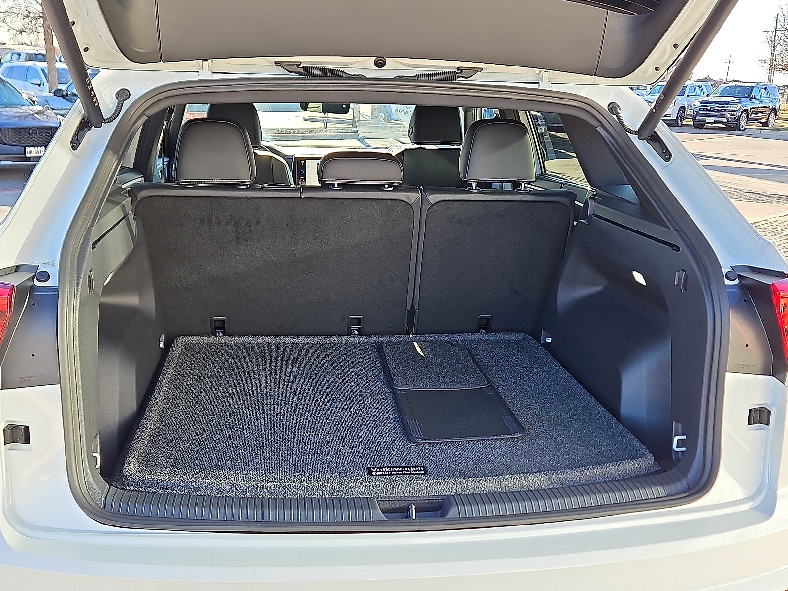 2026 Volkswagen Atlas Cross Sport 2.0T SEL