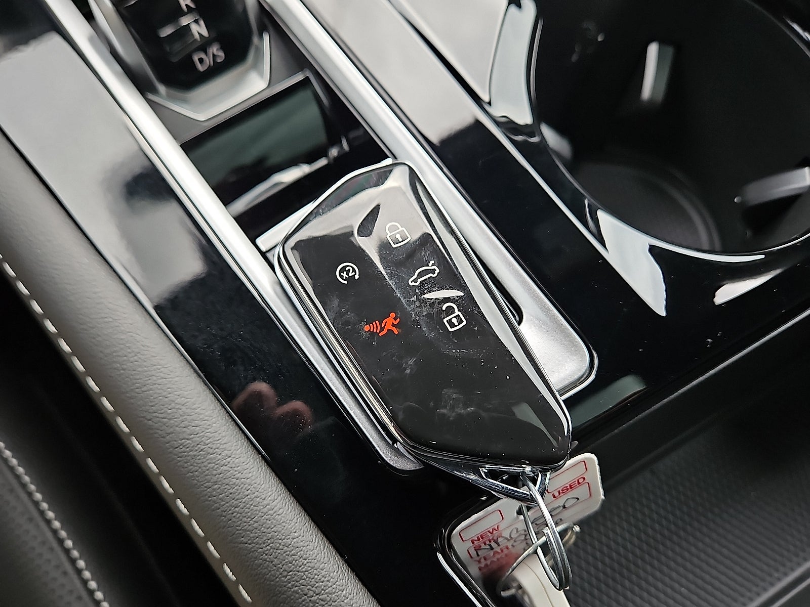 2026 Volkswagen Atlas Cross Sport 2.0T SEL