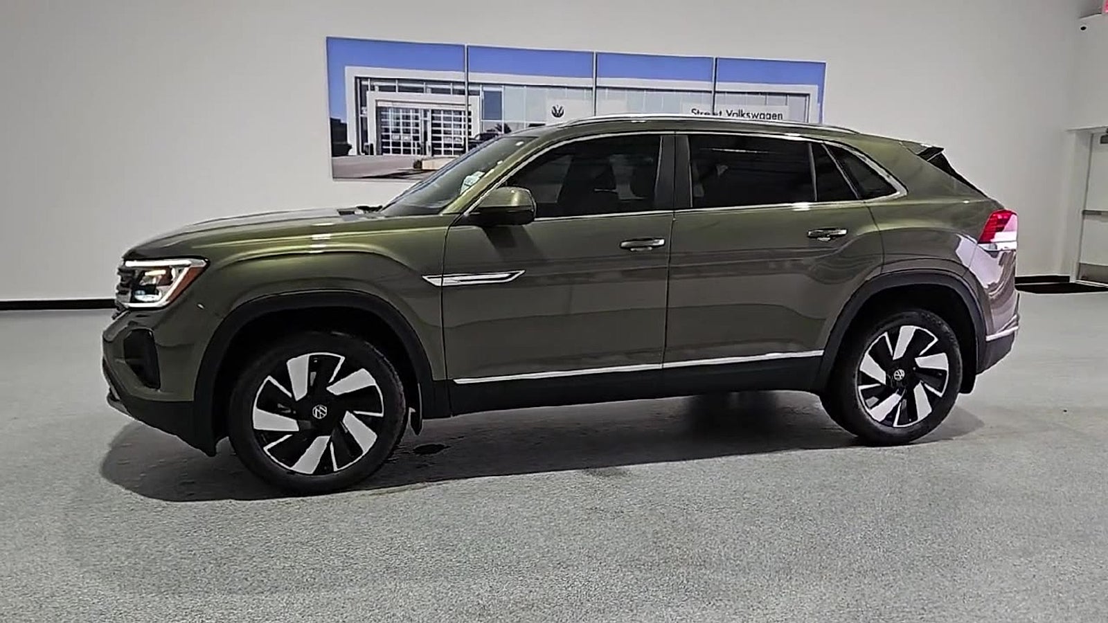 2026 Volkswagen Atlas Cross Sport SEL