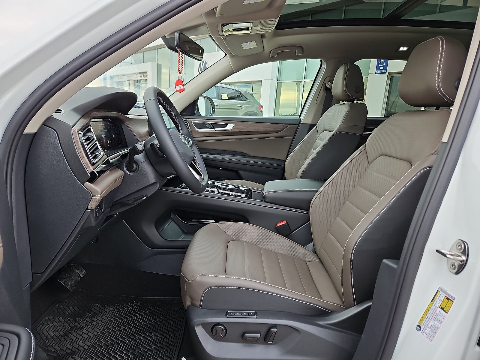 2026 Volkswagen Atlas 2.0T SEL