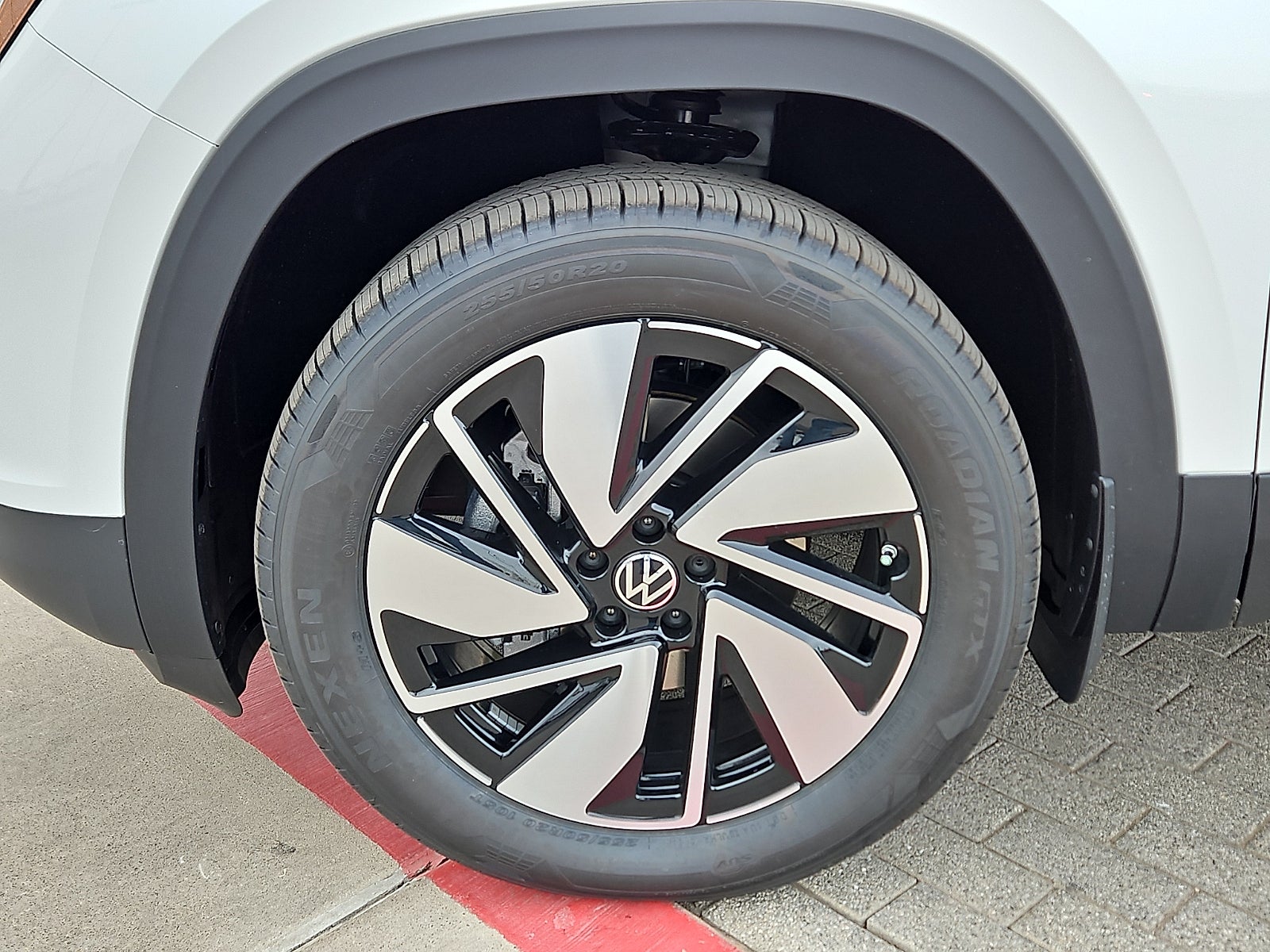 2026 Volkswagen Atlas 2.0T SEL