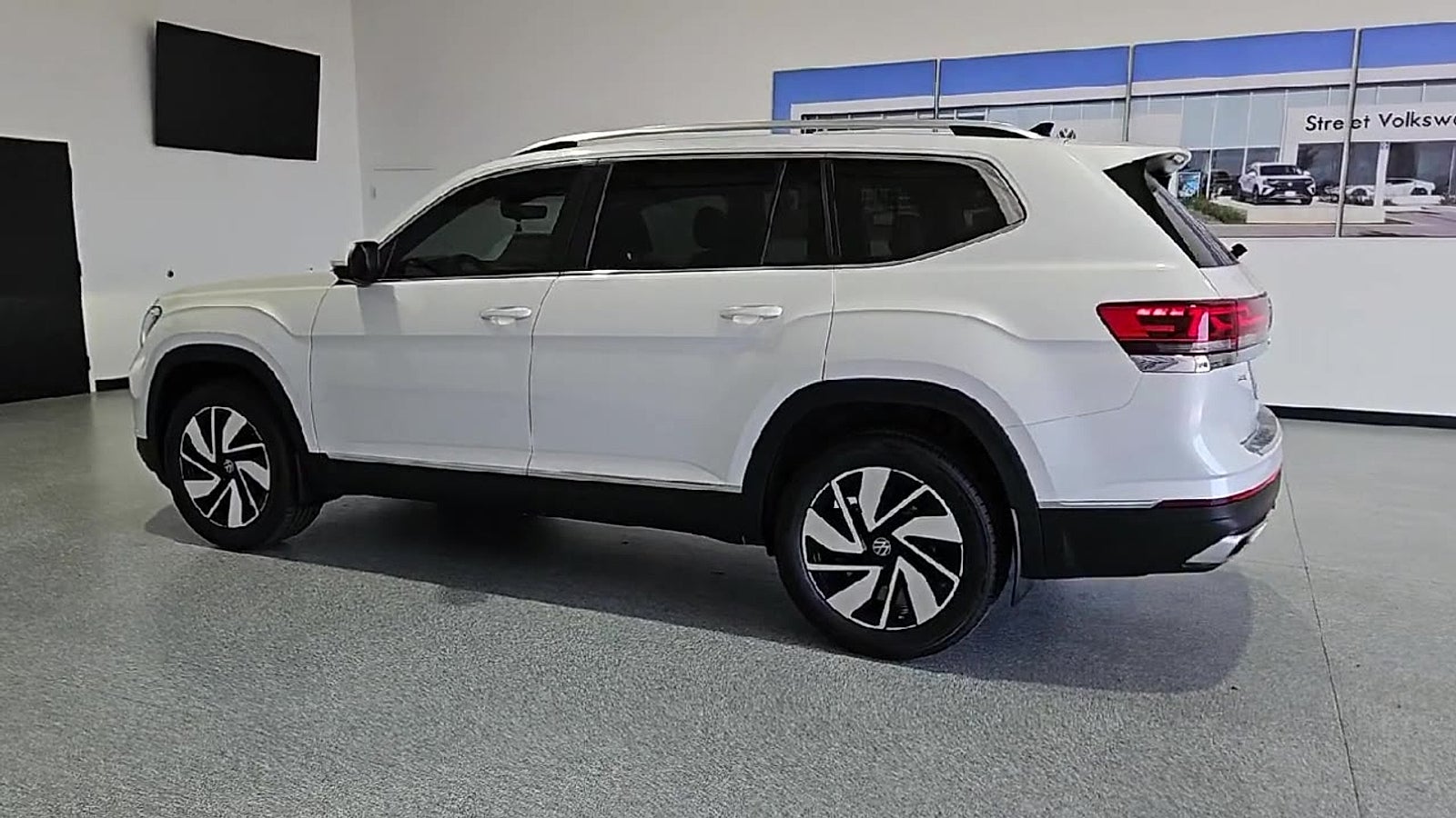 2026 Volkswagen Atlas SEL