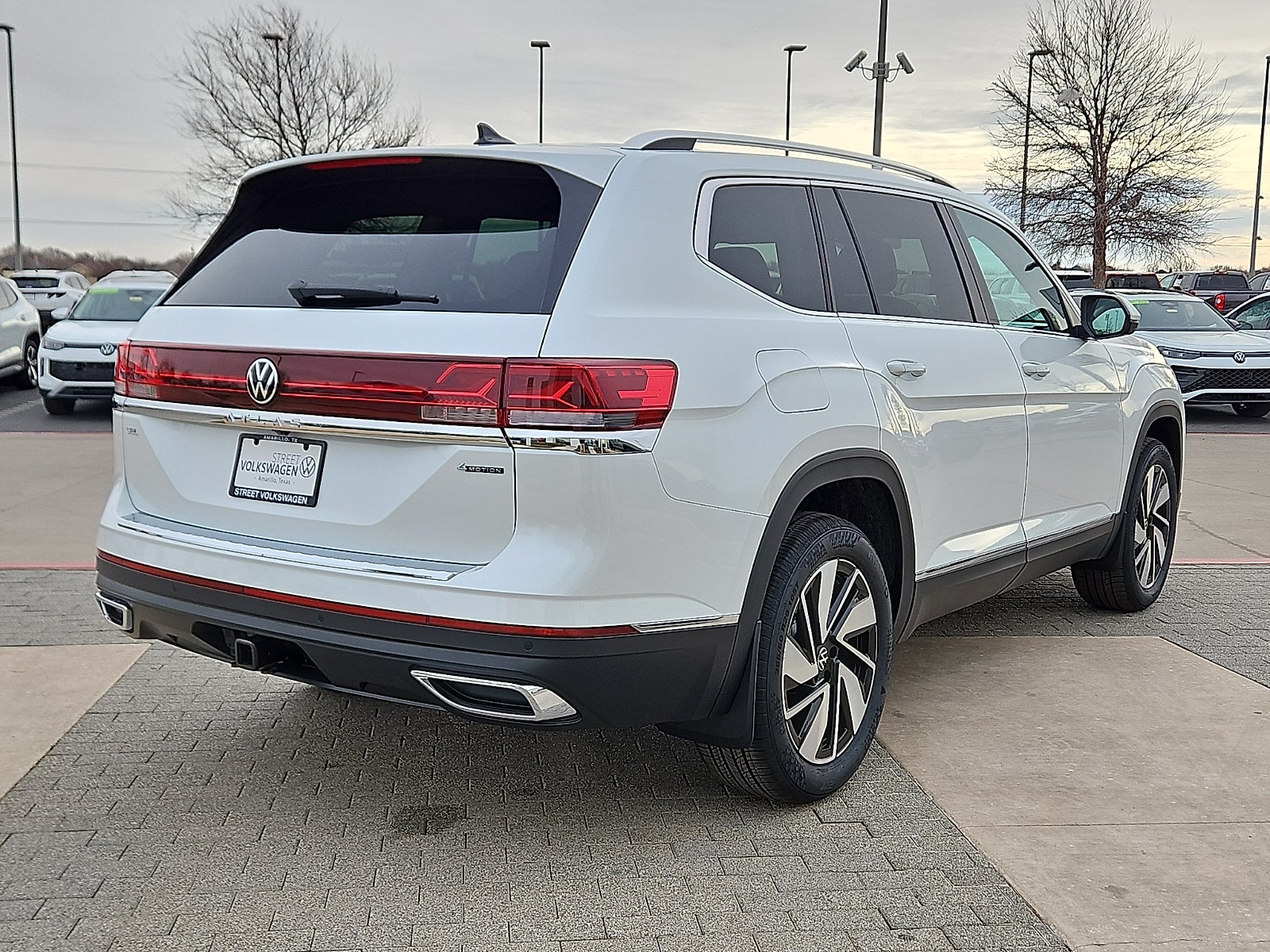2026 Volkswagen Atlas 2.0T SEL