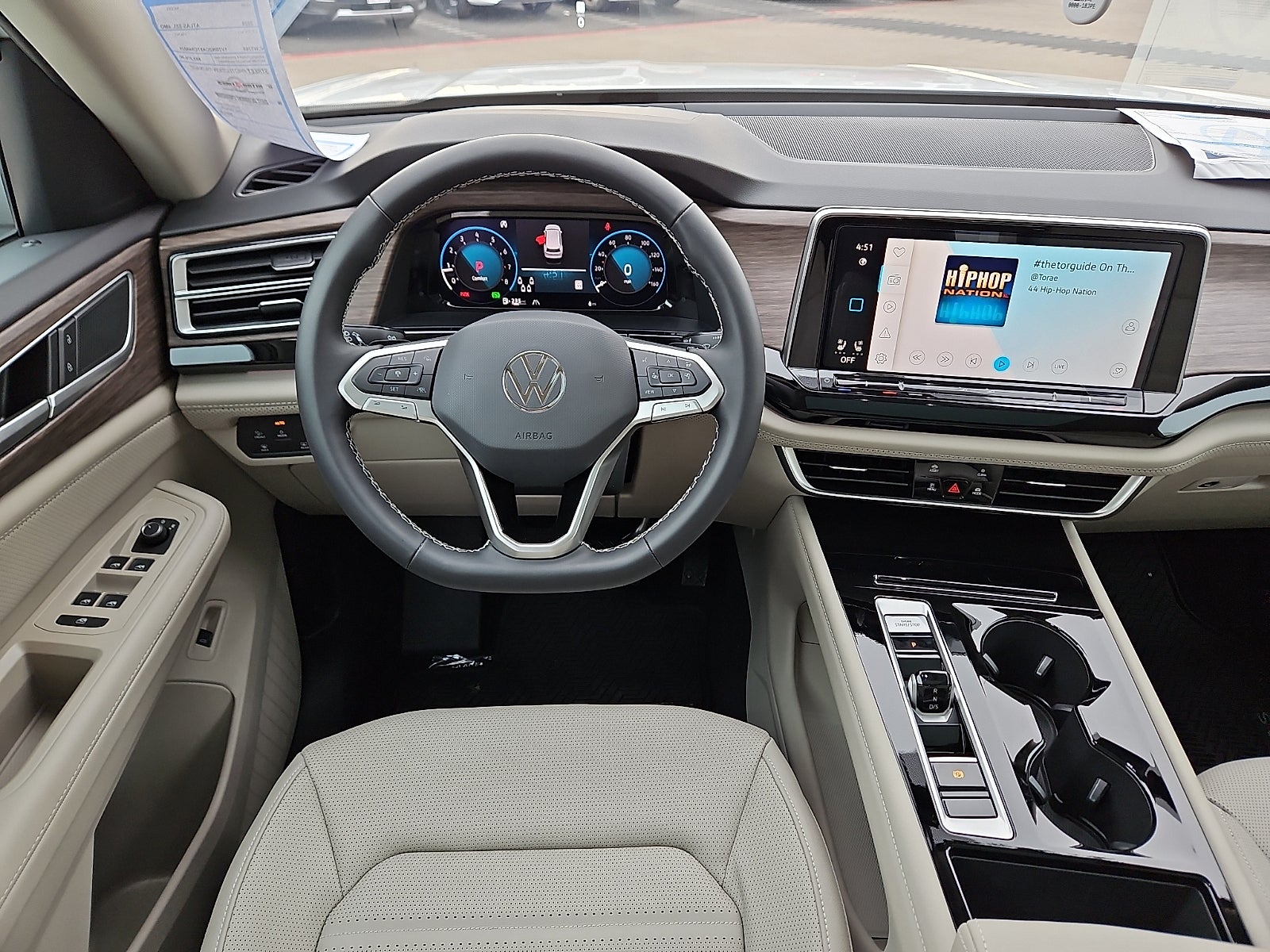 2026 Volkswagen Atlas 2.0T SEL