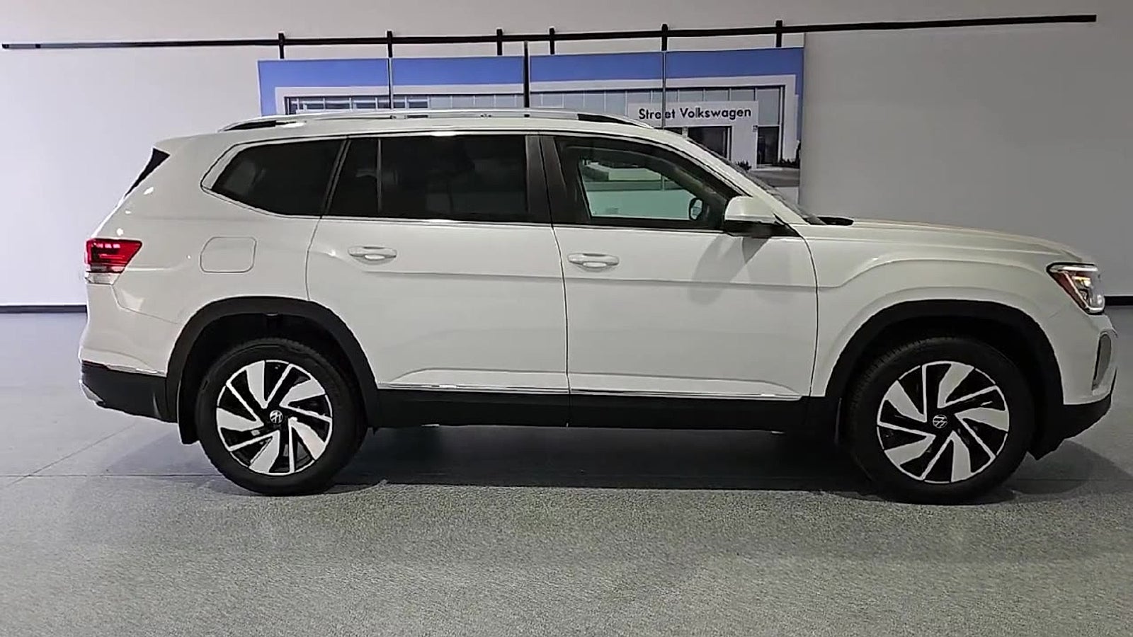 2026 Volkswagen Atlas SEL