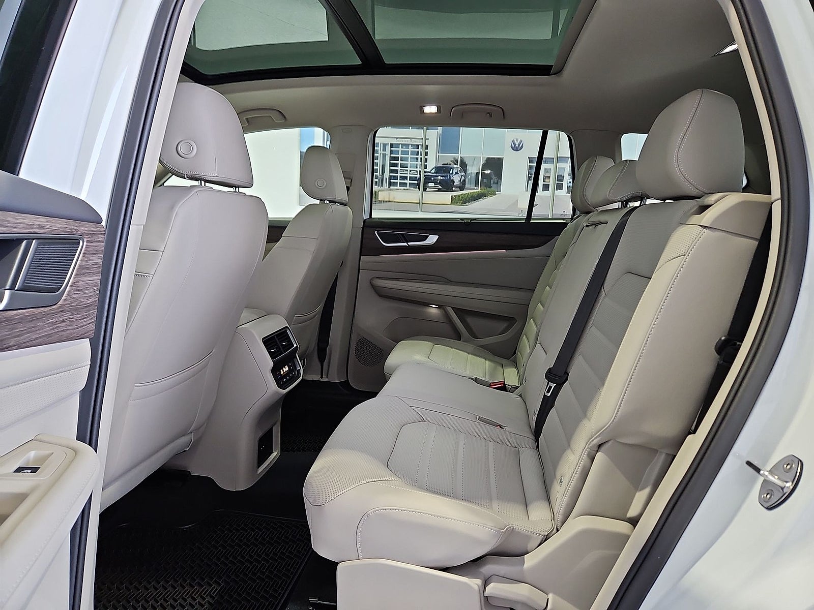2026 Volkswagen Atlas SEL